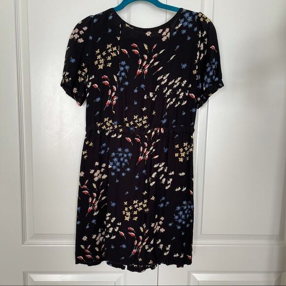 Urban Outfitters Kimchi Blue Floral Dress Size XS - Picture 7 of 9